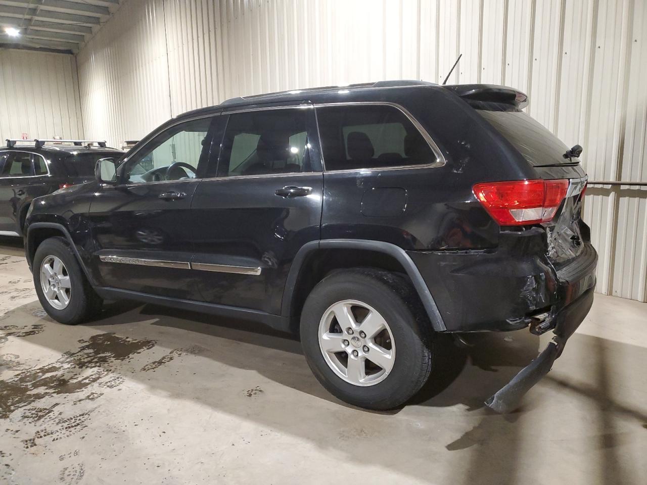 2012 Jeep Grand Cherokee - Image 2