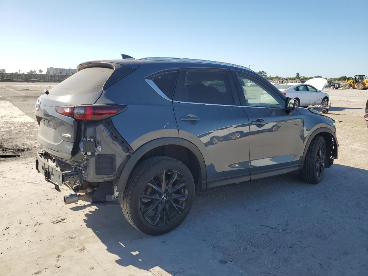 2022 Mazda CX-5 - Image 3