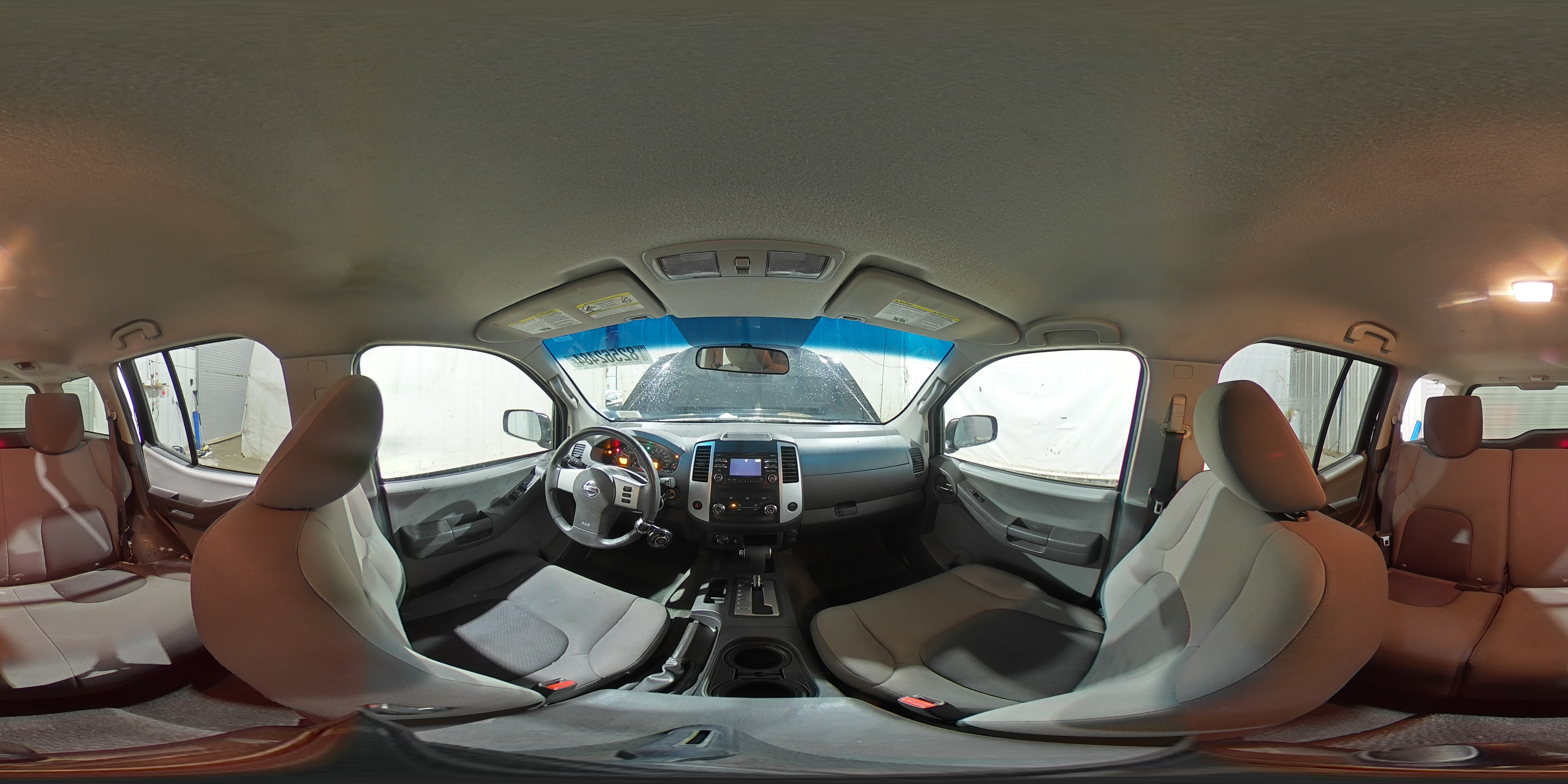 2013 Nissan XTerra - Image 16