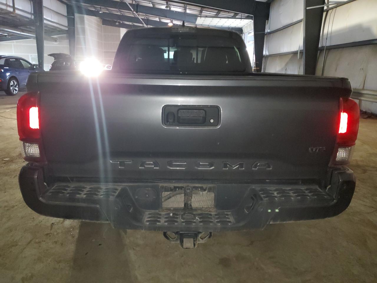 2018 Toyota Tacoma Double Cab VIN: 3TMDZ5BN8JM047109 Lot: 82899734