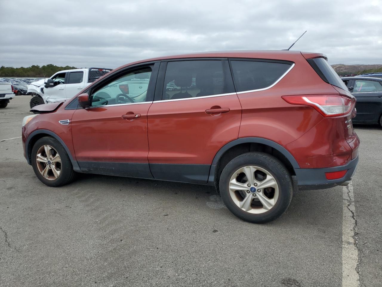 VIN 1FMCU9GX1EUD48152 2014 FORD ESCAPE no.2