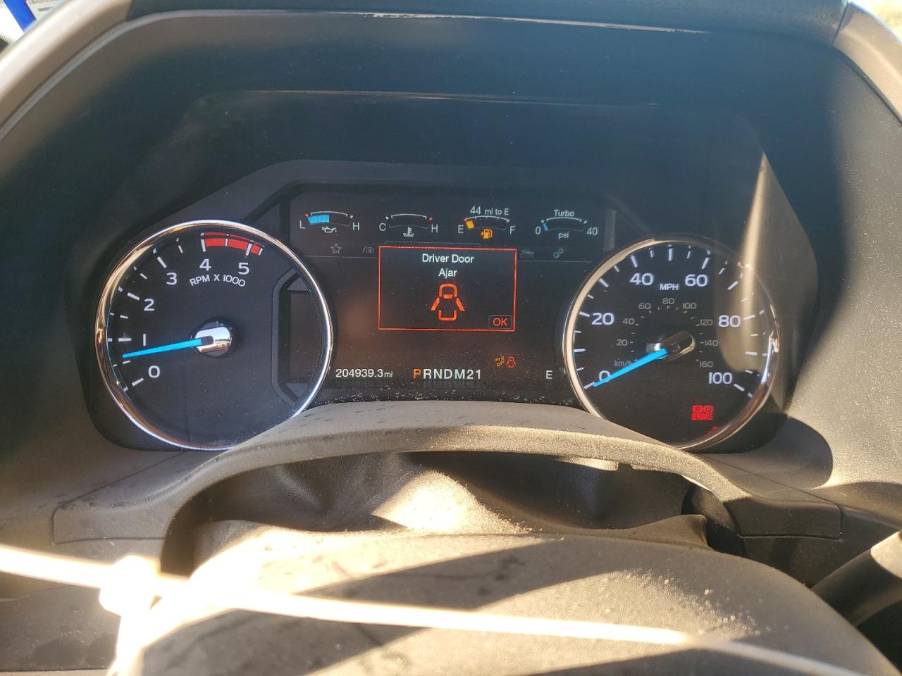 2018 Ford F350 - Image 9