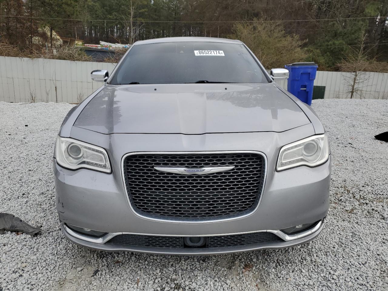 VIN 2C3CCAET0HH511734 2017 CHRYSLER 300 no.5