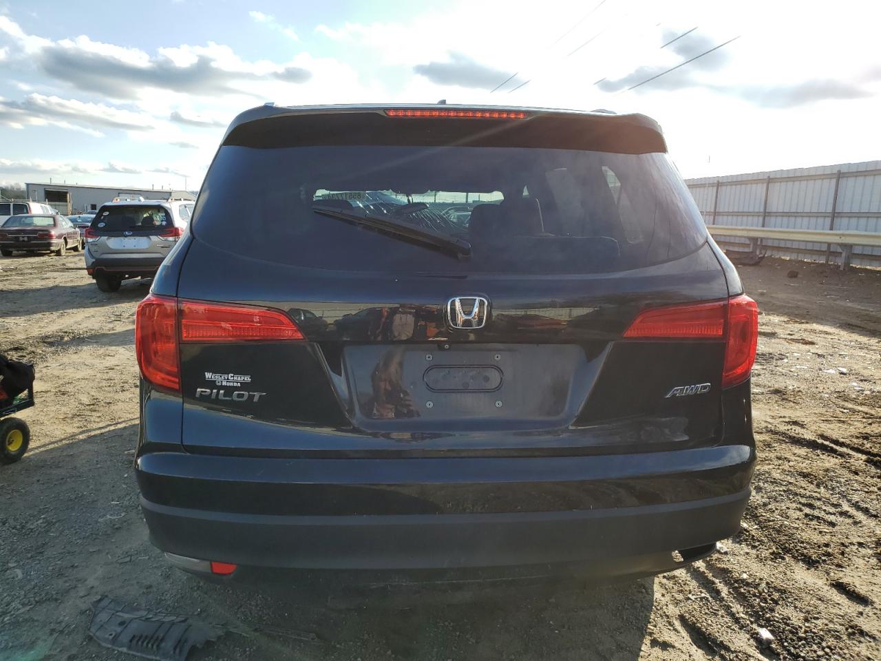 2016 Honda Pilot - Image 6