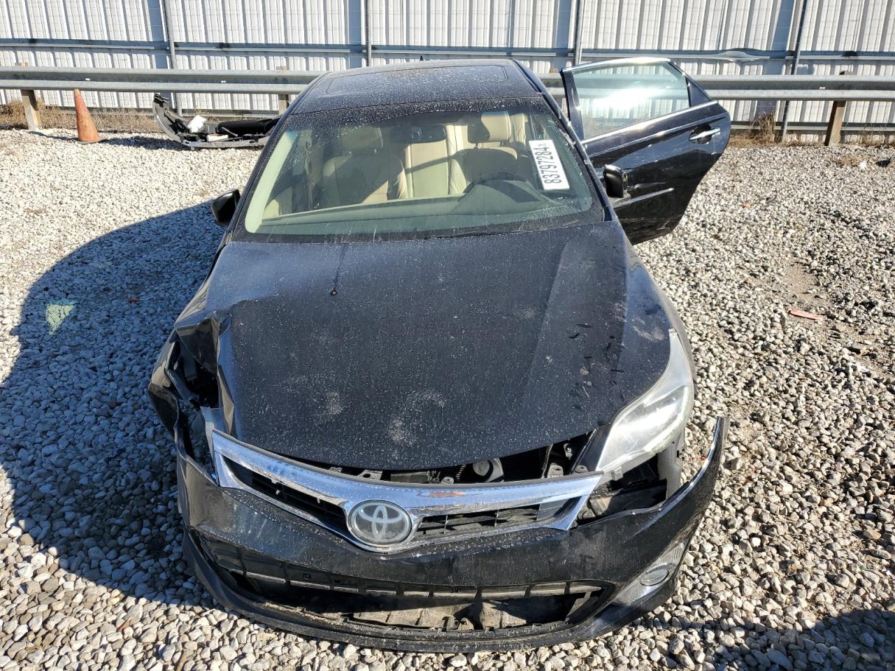 2015 Toyota Avalon - Image 5