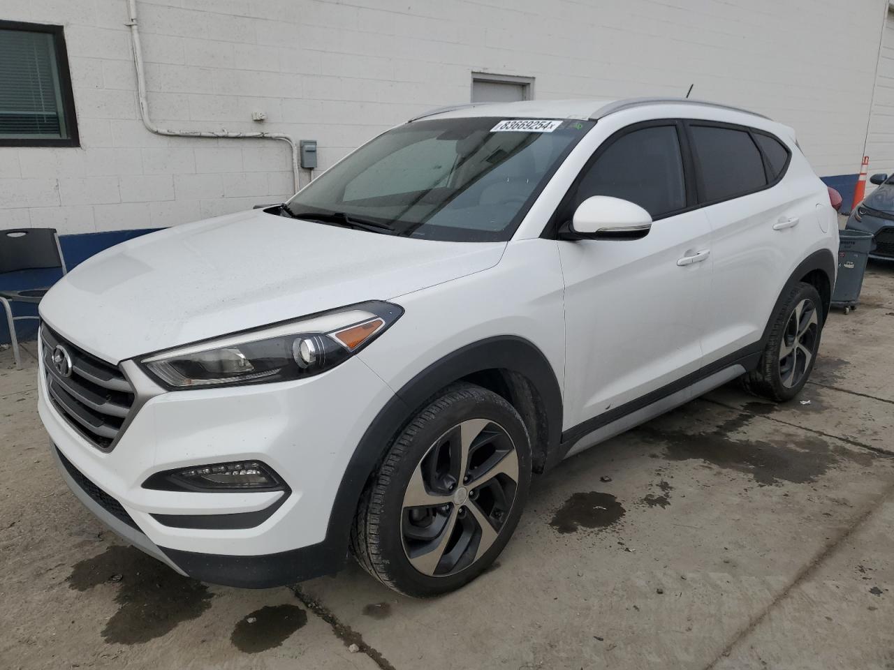 VIN KM8J3CA27HU505711 2017 HYUNDAI TUCSON no.1