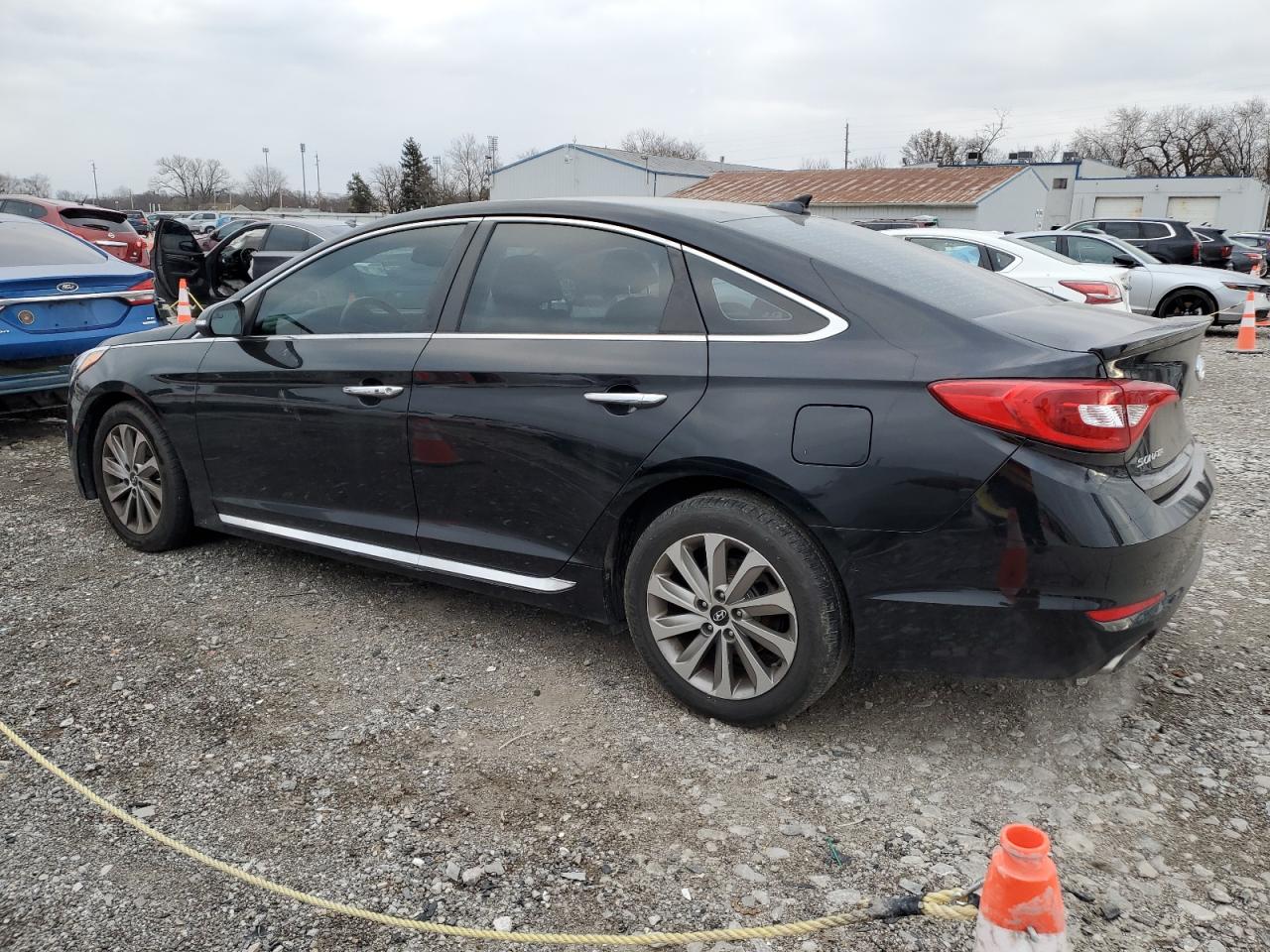 VIN 5NPE34AF8GH367846 2016 HYUNDAI SONATA no.2