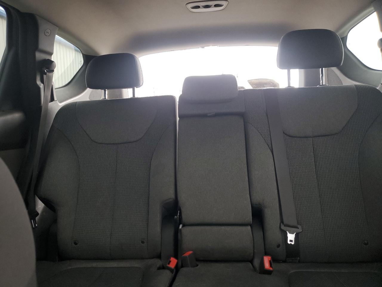 2020 Hyundai Santa Fe Sel VIN: 5NMS33AD2LH243705 Lot: 84948164