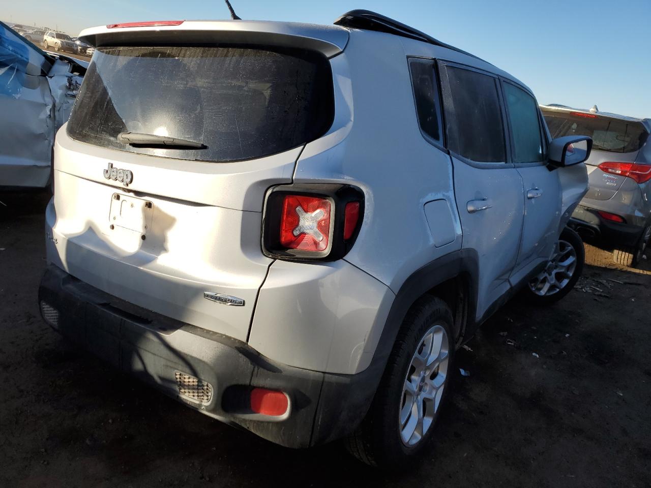 2016 Jeep Renegade - Image 3