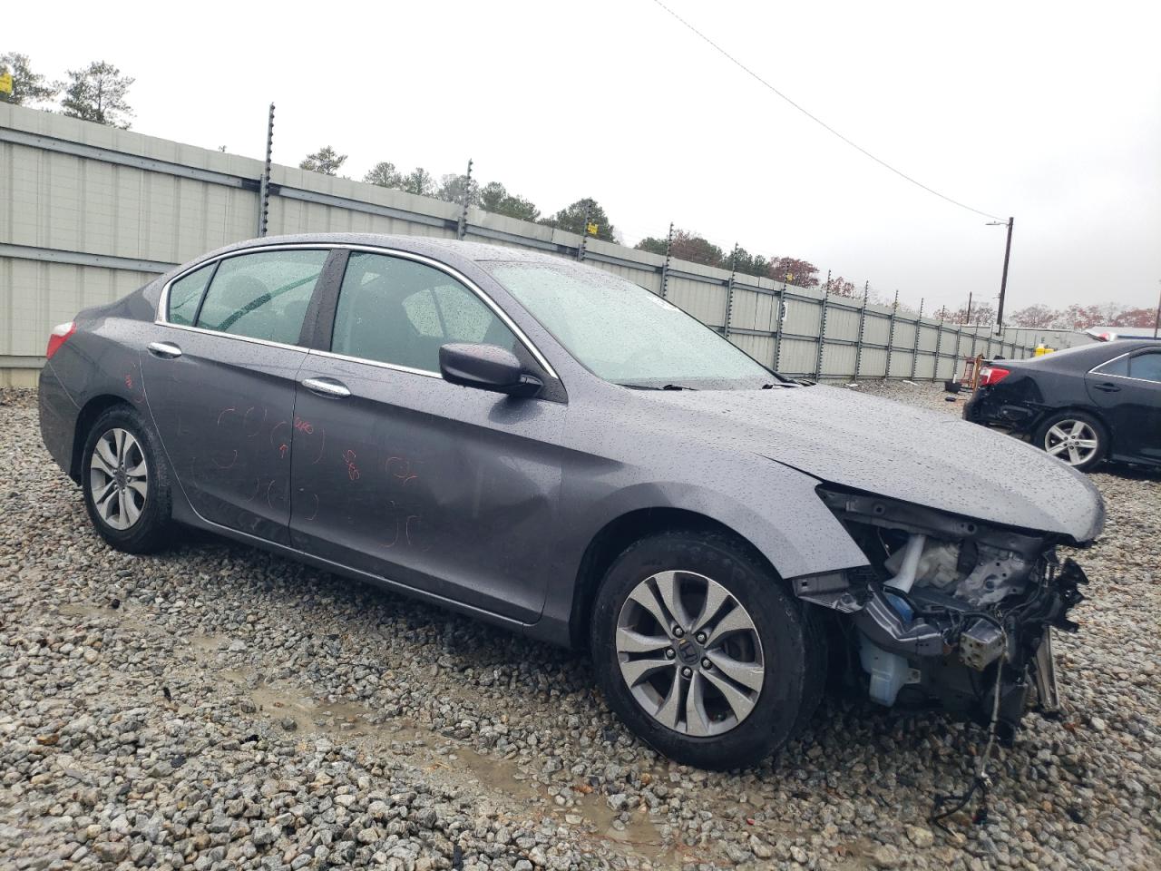 VIN 1HGCR2F33DA220461 2013 HONDA ACCORD no.4