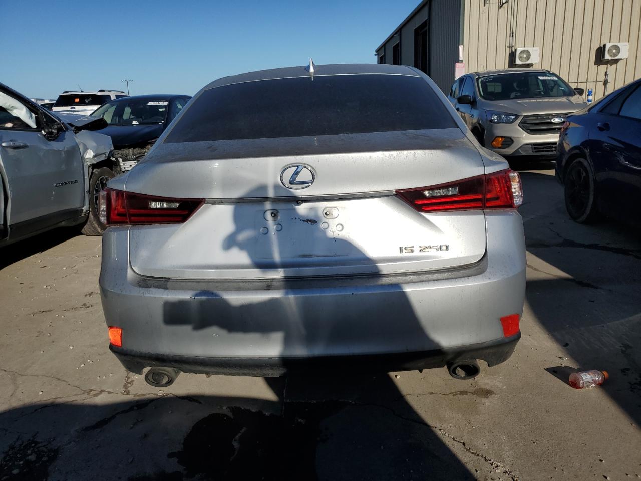 2015 Lexus IS - Image 6