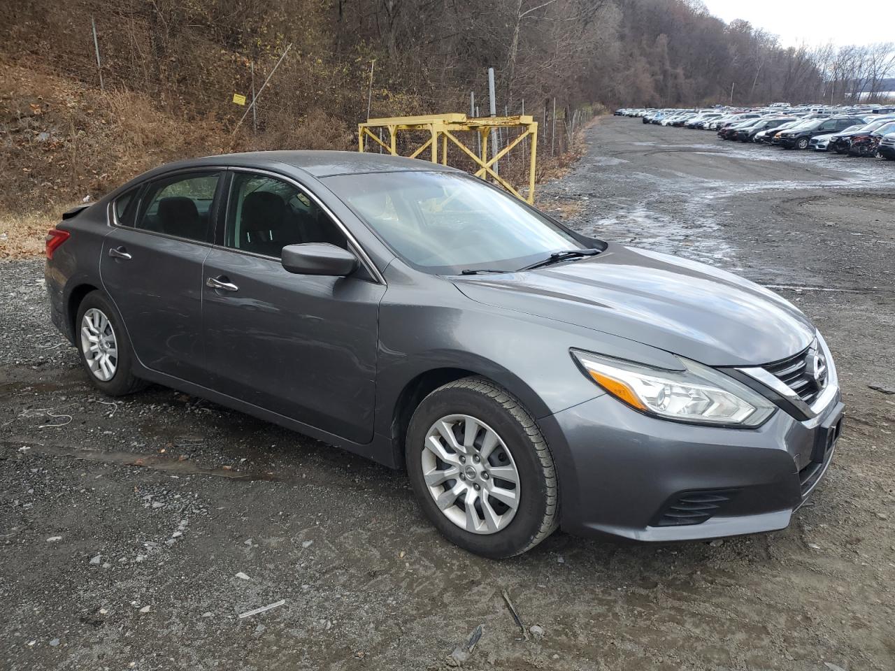 2016 Nissan Altima - Image 4