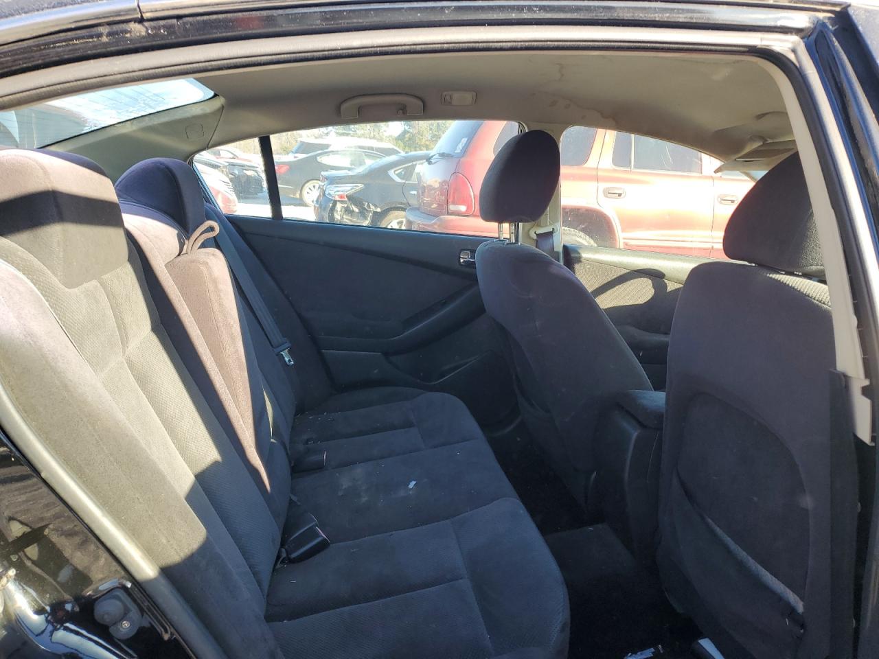 2009 Nissan Altima - Image 10