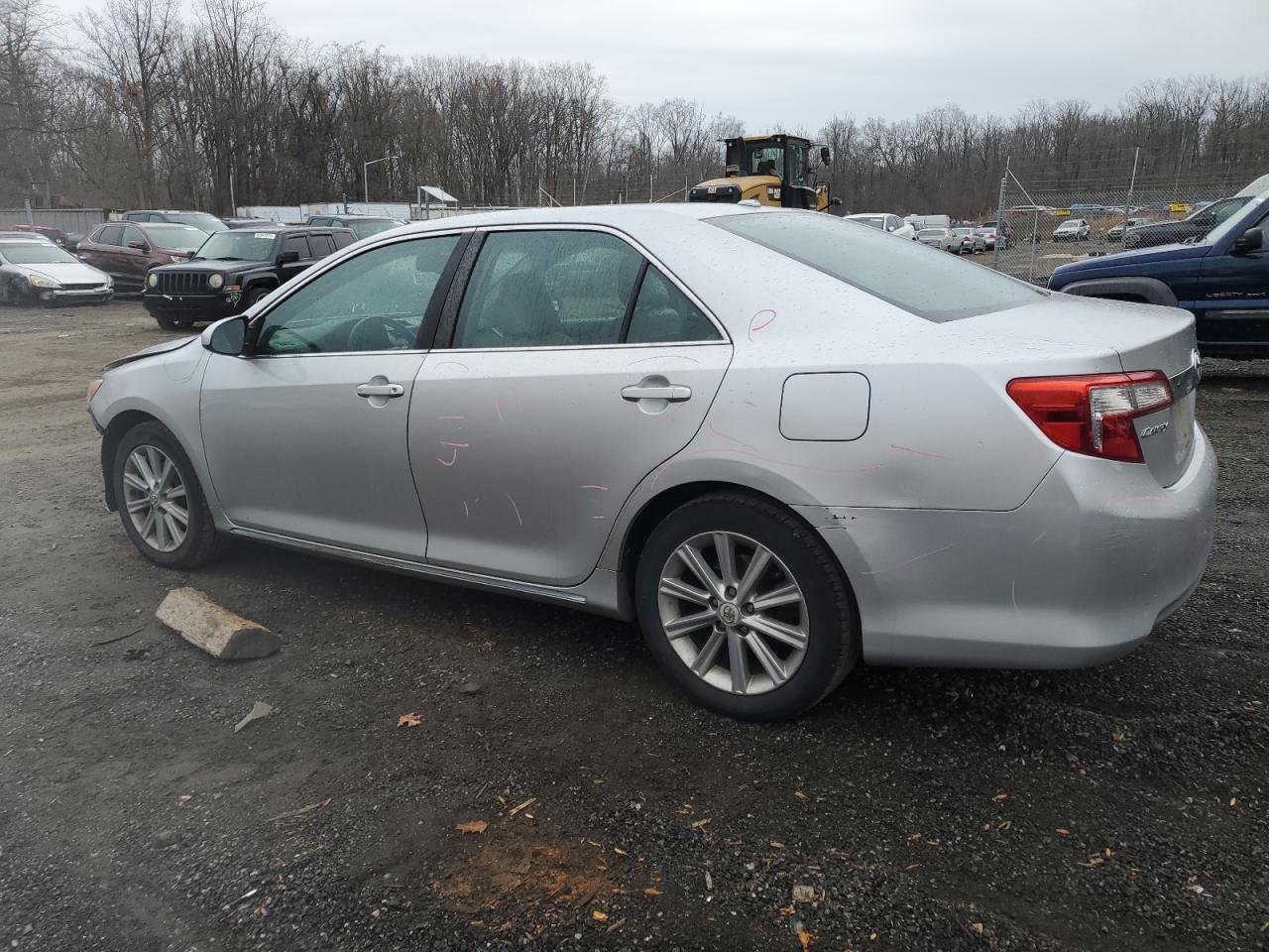 2012 Toyota Camry - Image 2