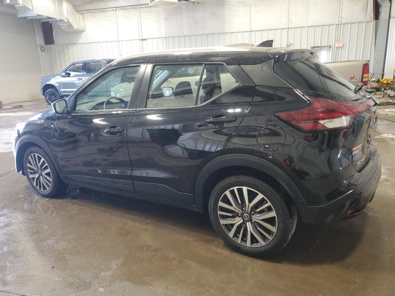2021 Nissan Kicks - Image 2