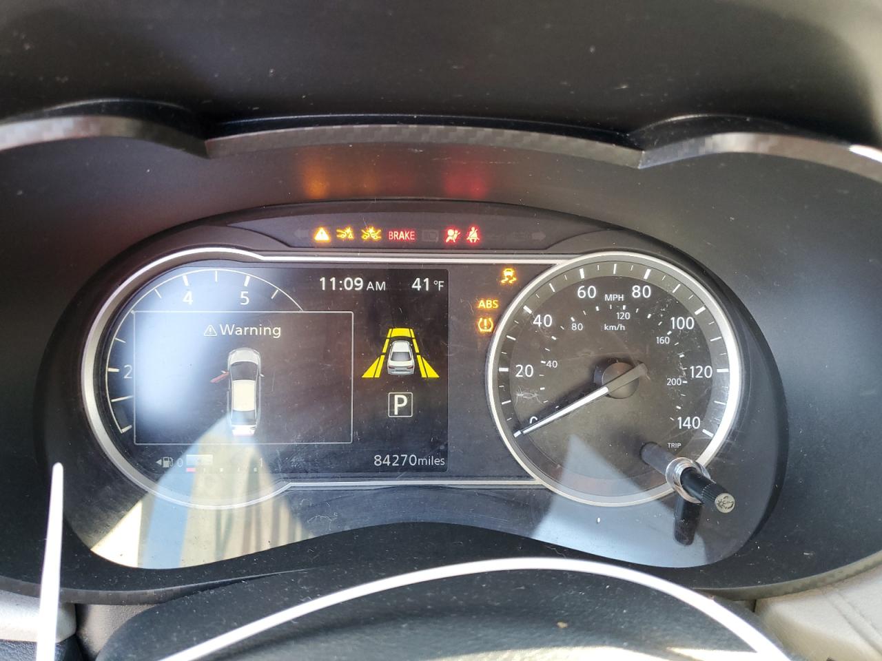 2021 Nissan Versa - Image 9