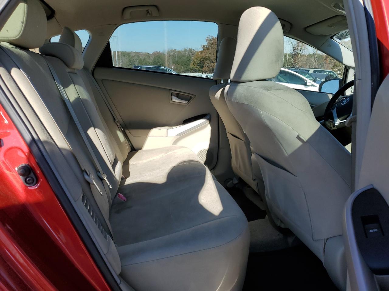 2010 Toyota Prius - Image 10