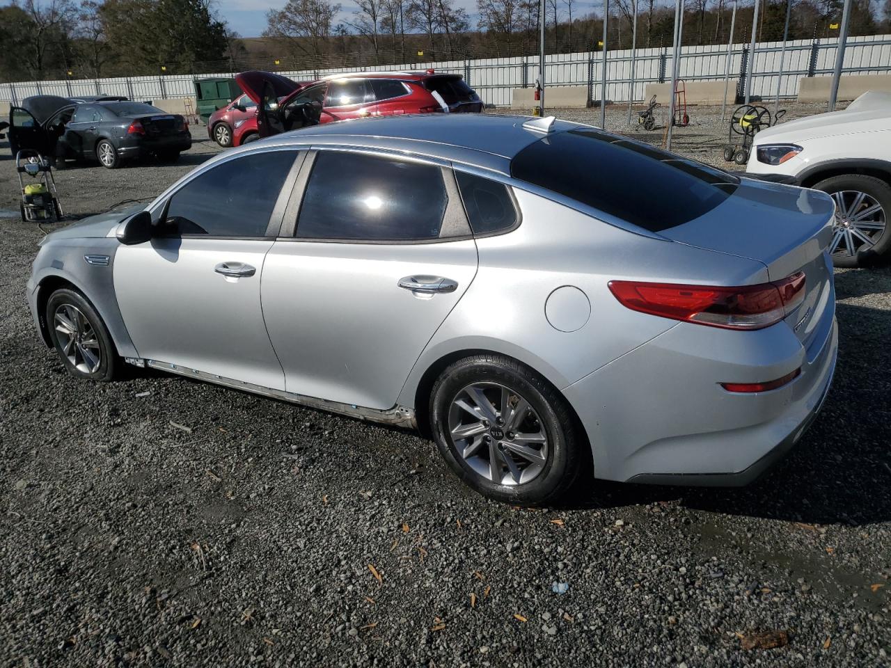 2019 Kia Optima - Image 2