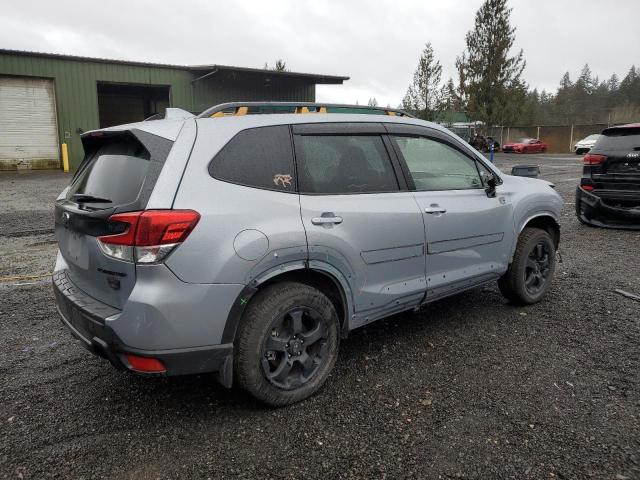  SUBARU FORESTER 2023 Серебристый