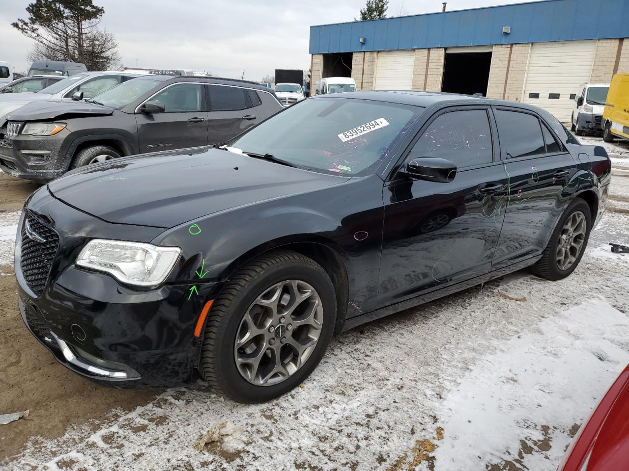 VIN 2C3CCAGG2FH831313 2015 CHRYSLER 300 no.1