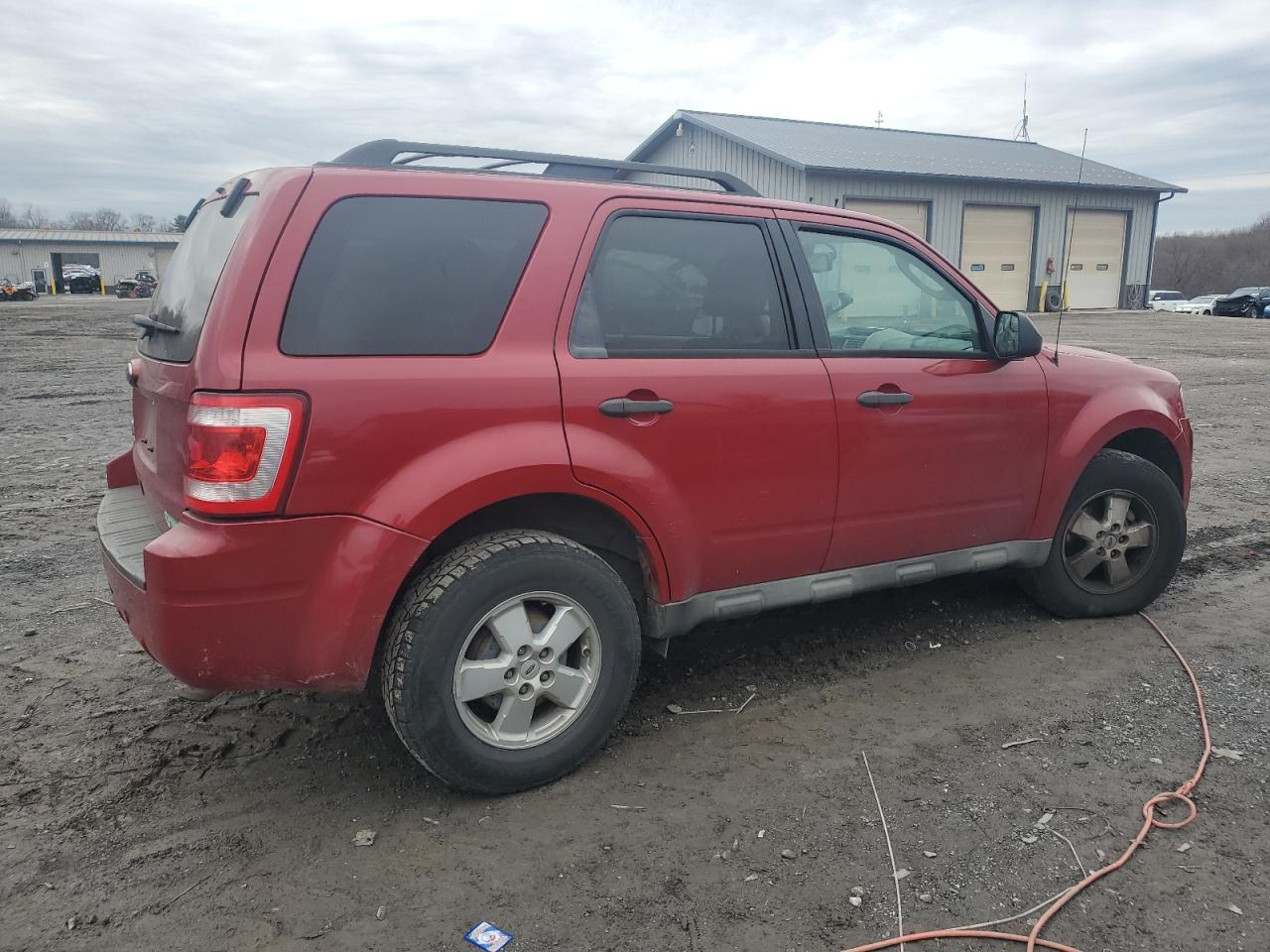 2010 Ford Escape - Image 3