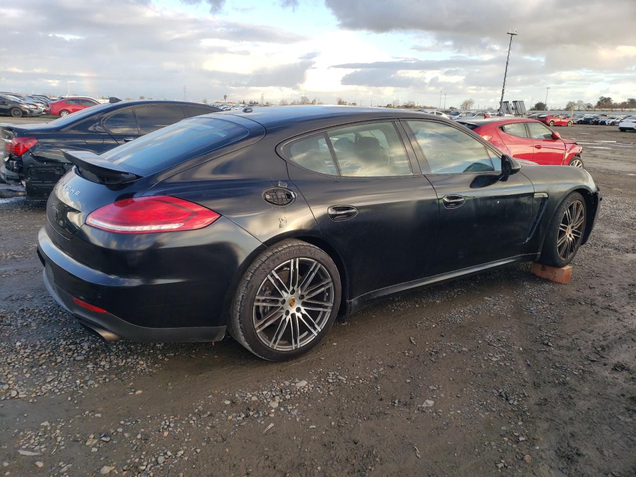 VIN WP0AA2A76GL004054 2016 PORSCHE PANAMERA no.3