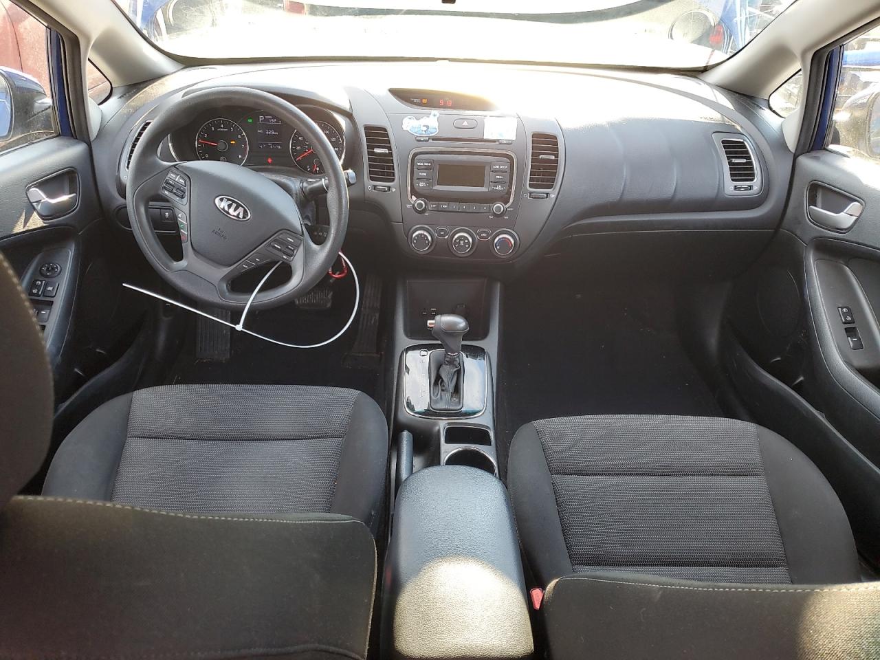 2018 Kia Forte - Image 8