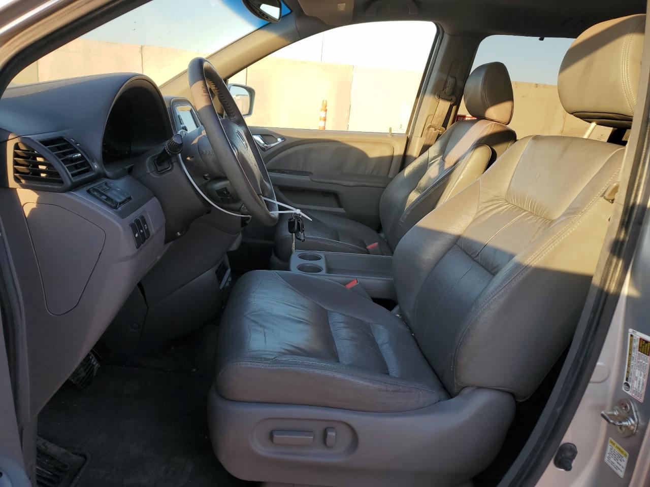 2010 Honda Odyssey - Image 7