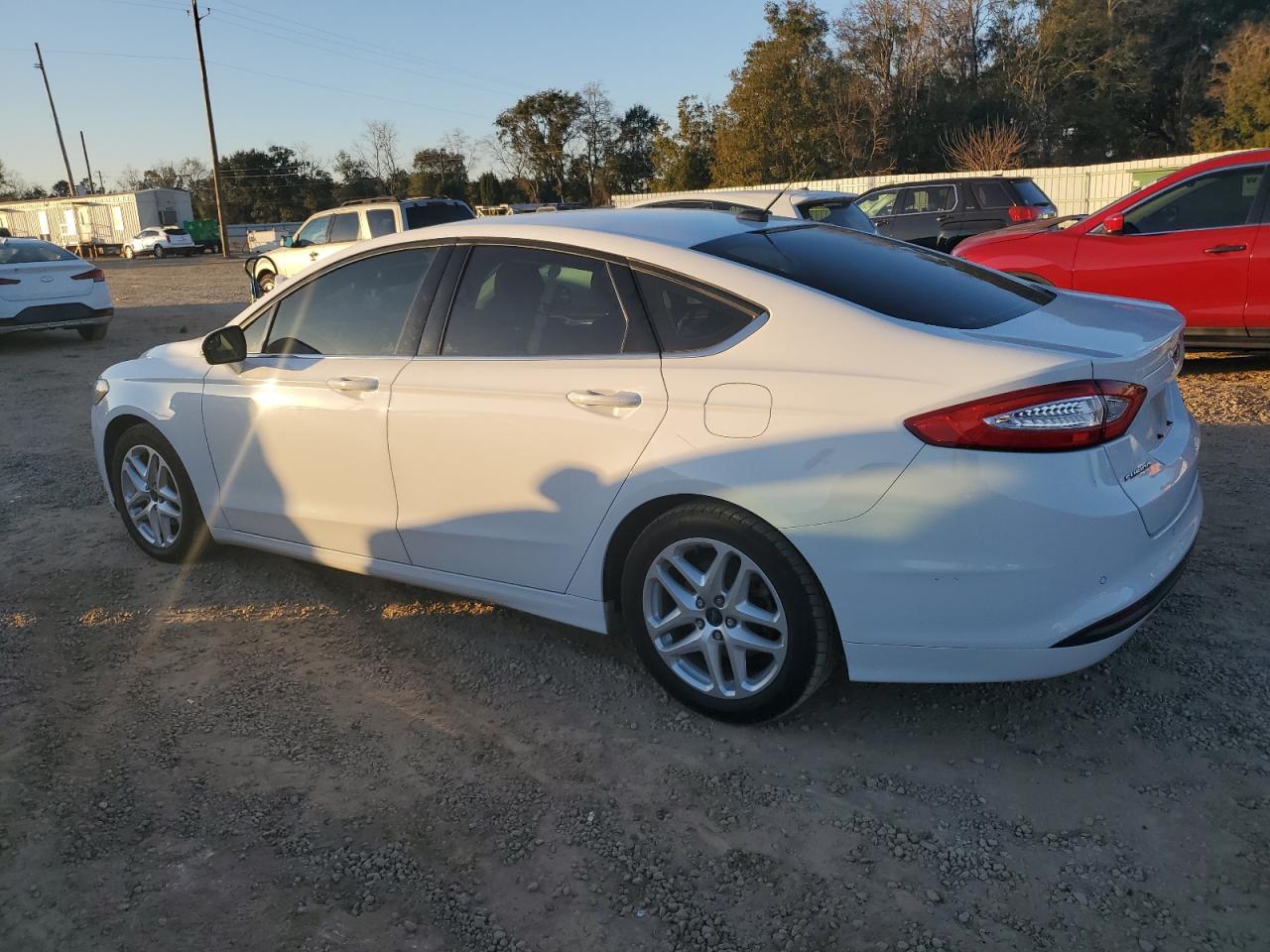 VIN 1FA6P0H76F5120765 2015 FORD FUSION no.2