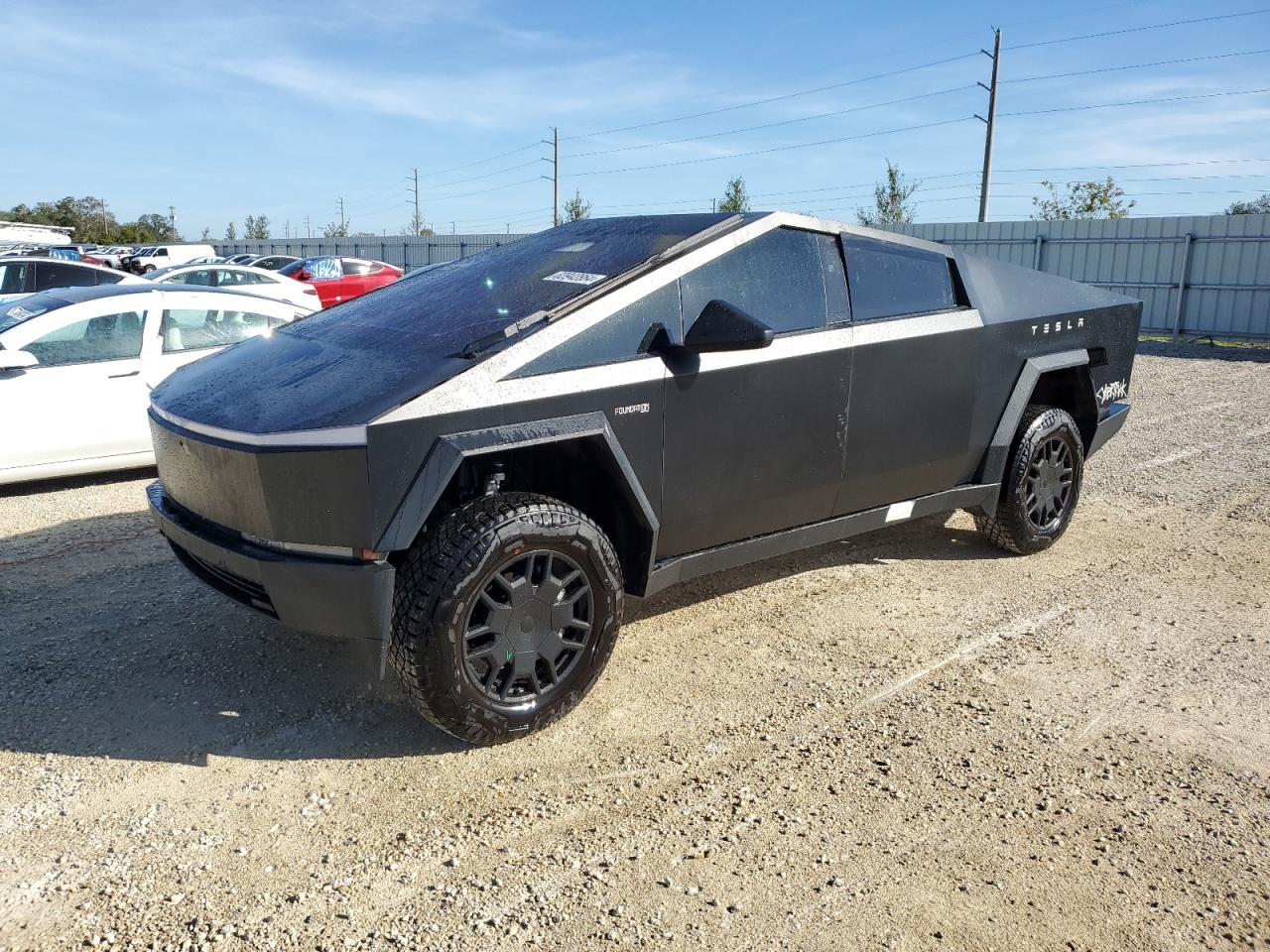 2024 Tesla Cybertruck  на продаже в Arcadia, FL - Water/Flood