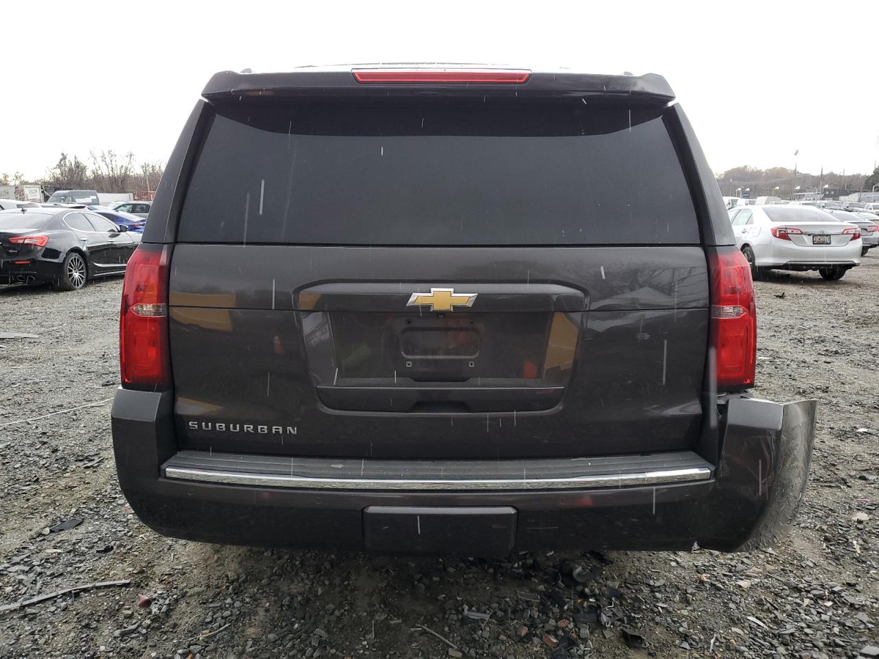 2015 Chevrolet Suburban - Image 6