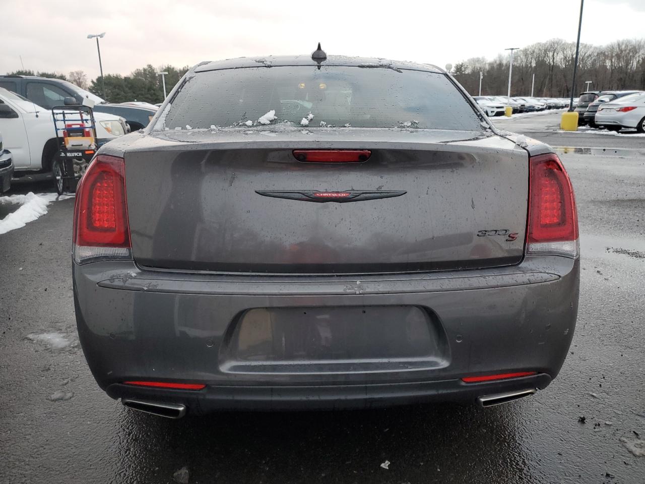 2021 Chrysler 300 - Image 6
