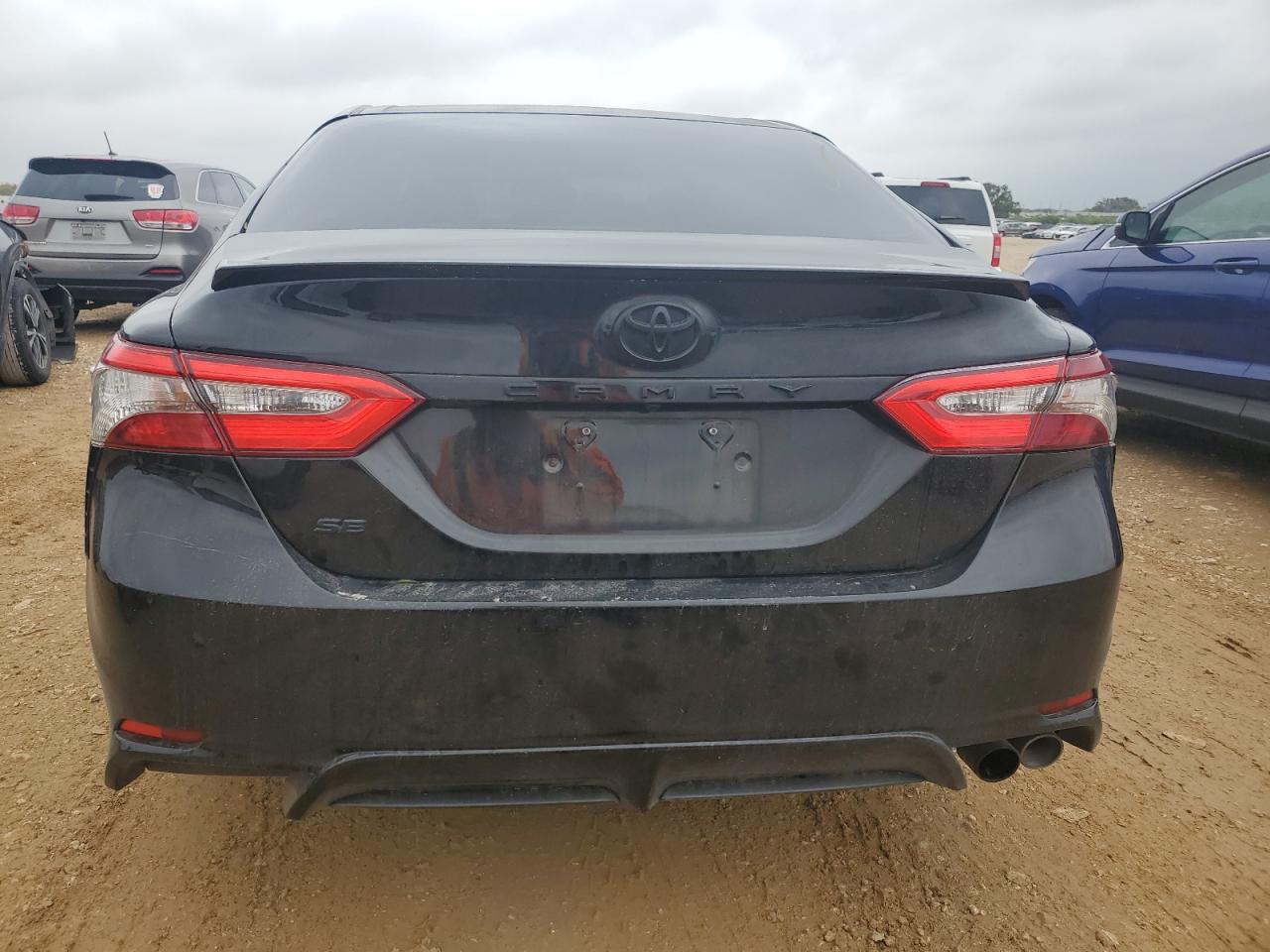 2018 Toyota Camry - Image 6