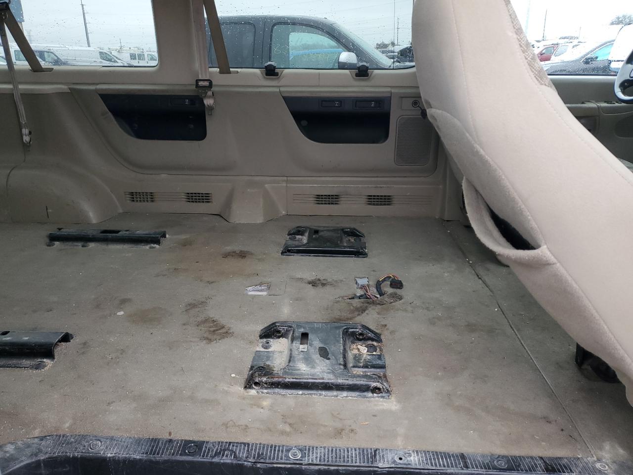 2003 Ford Econoline E150 Wagon VIN: 1FMRE11L53HB40781 Lot: 86338894