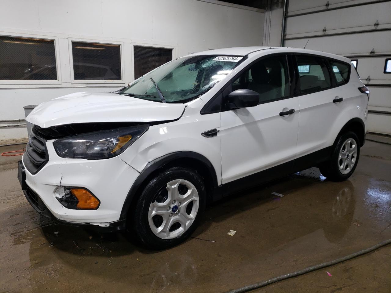 VIN 1FMCU0F77JUB43992 2018 FORD ESCAPE no.1