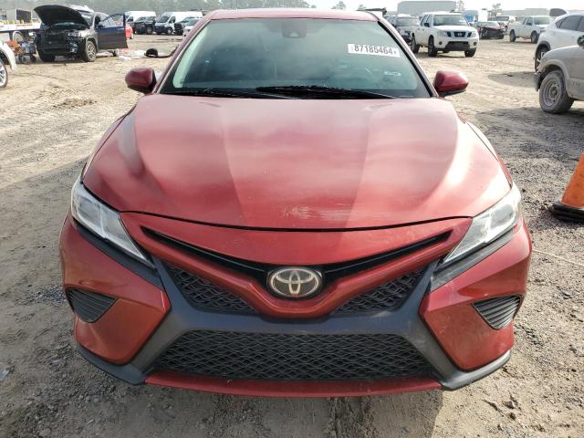  TOYOTA CAMRY 2019 Czerwony