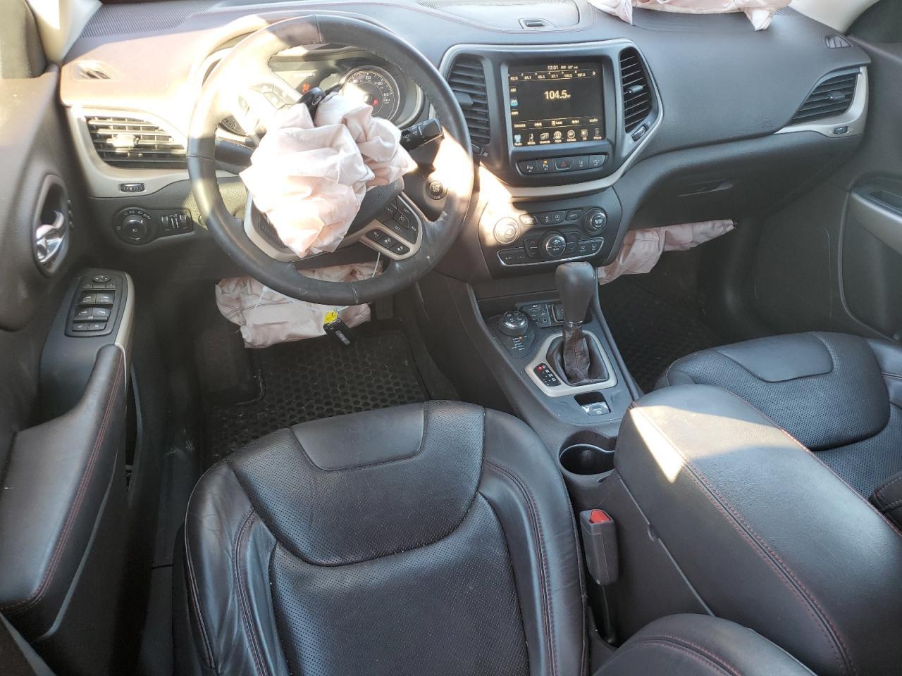 2017 Jeep Cherokee Trailhawk VIN: 1C4PJMBS7HW647831 Lot: 85804824