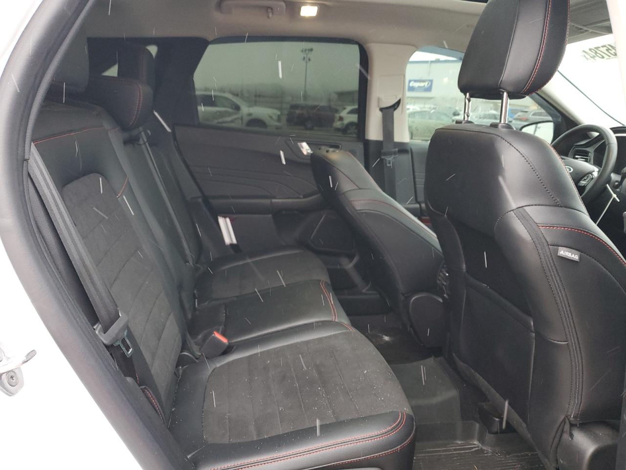 2022 Ford Escape - Image 11
