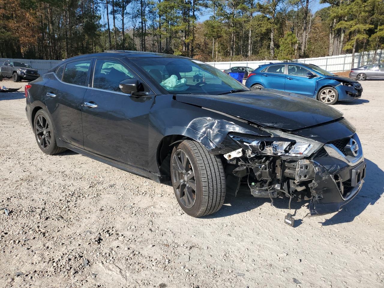 2016 Nissan Maxima - Image 4