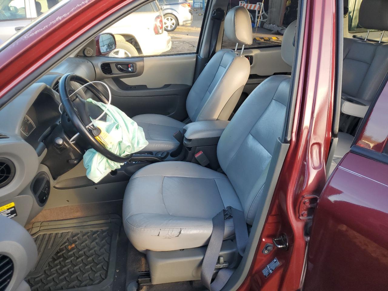 2005 Hyundai Santa Fe - Image 7