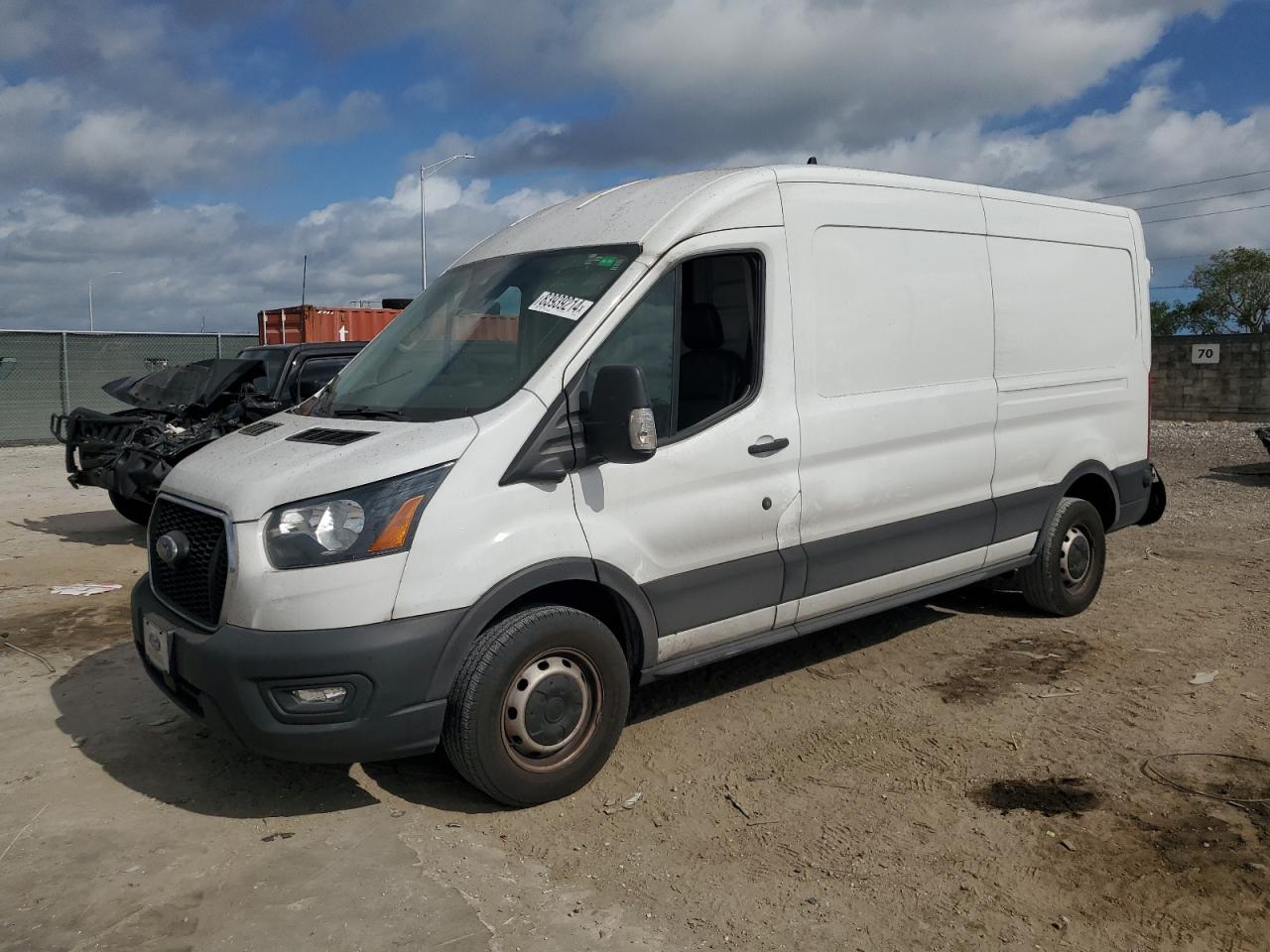 VIN 1FTYE1C89PKA17390 2023 FORD TRANSIT no.1