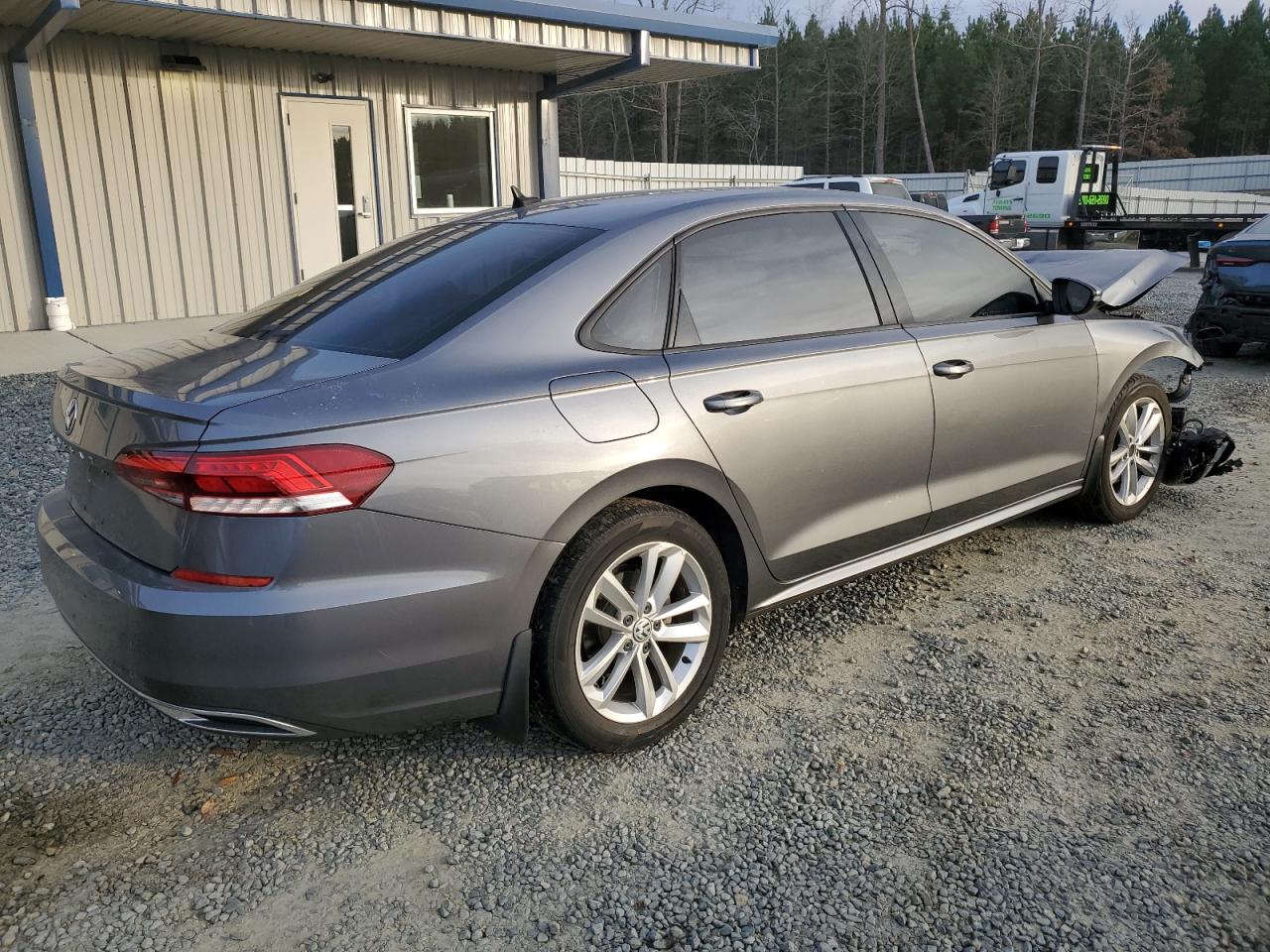 2020 Volkswagen Passat - Image 3