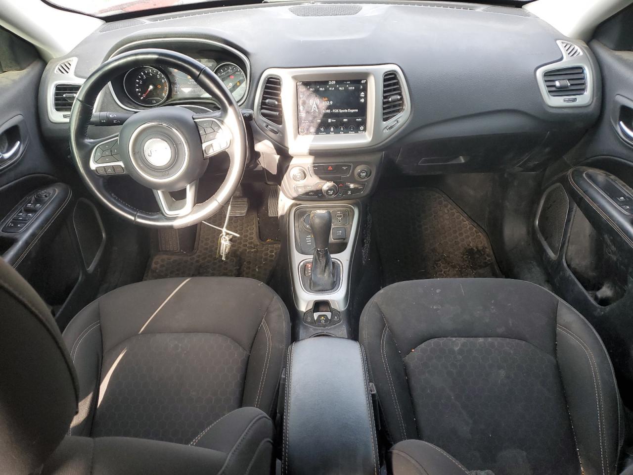 2020 Jeep Compass - Image 8