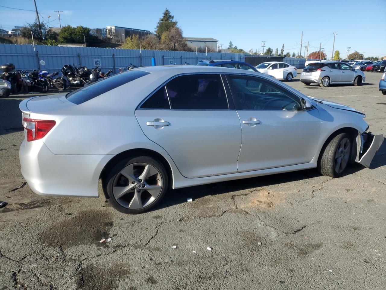 VIN 4T1BF1FK6EU836803 2014 TOYOTA CAMRY no.3