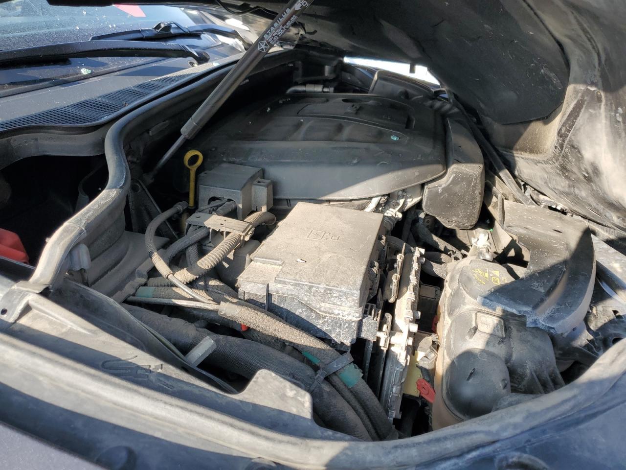 2019 Jeep Grand Cherokee - Image 12