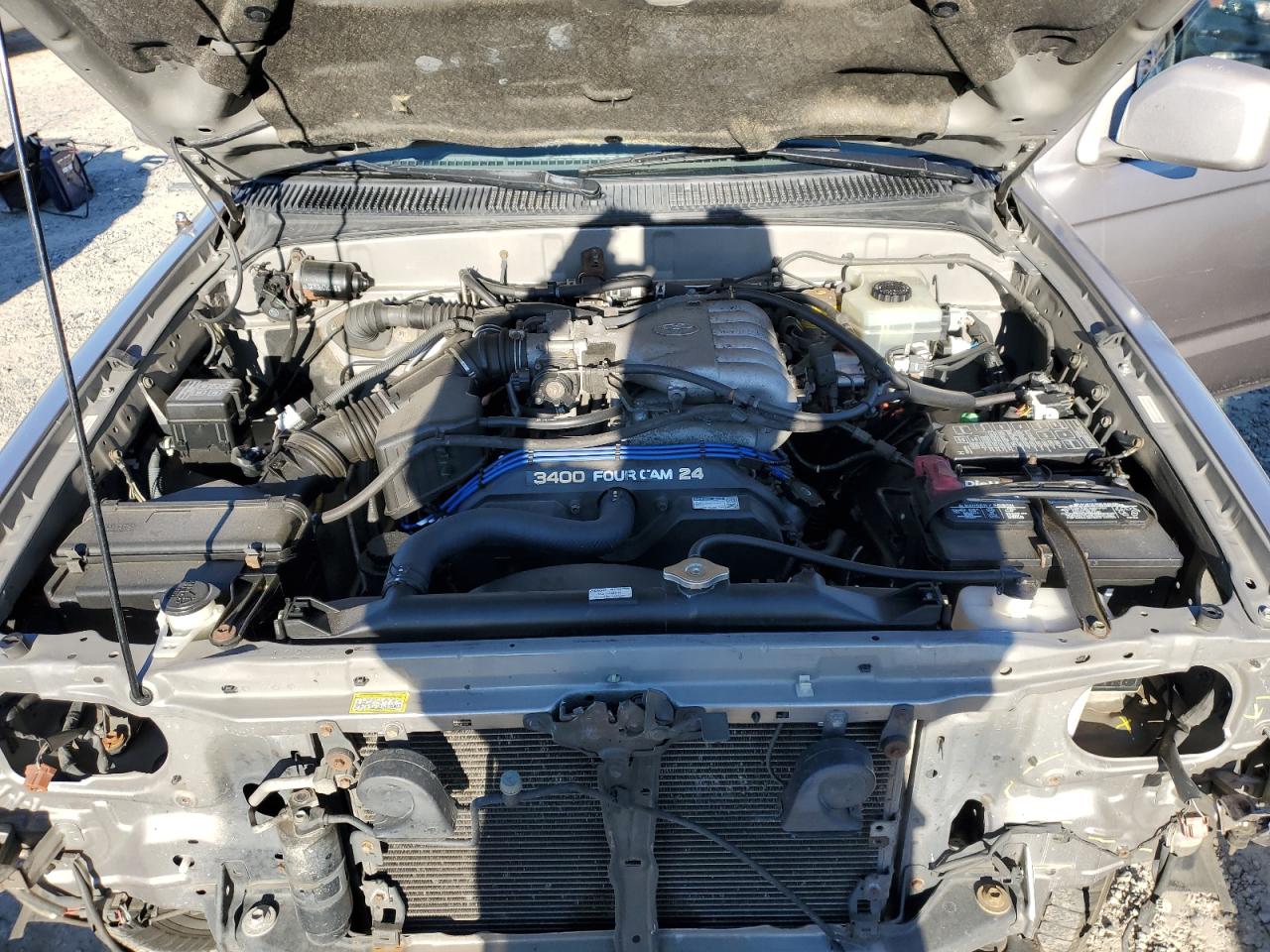 2001 Toyota 4Runner - Image 12
