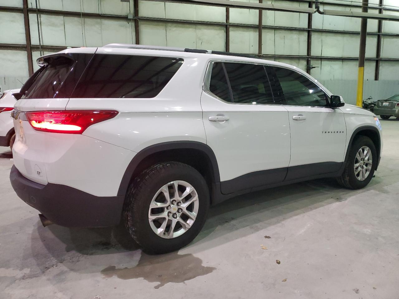 2018 Chevrolet Traverse - Image 3