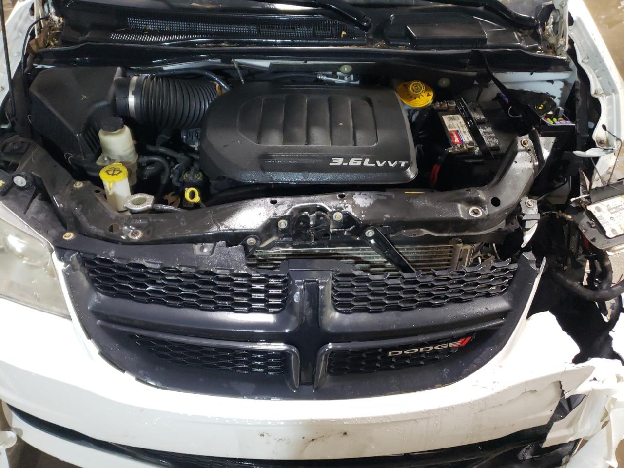 2016 Dodge Caravan - Image 12