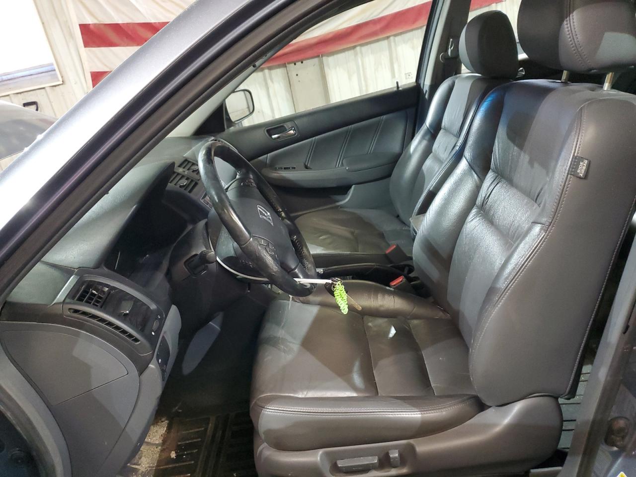 2007 Honda Accord Ex VIN: 1HGCM56817A128863 Lot: 83486854