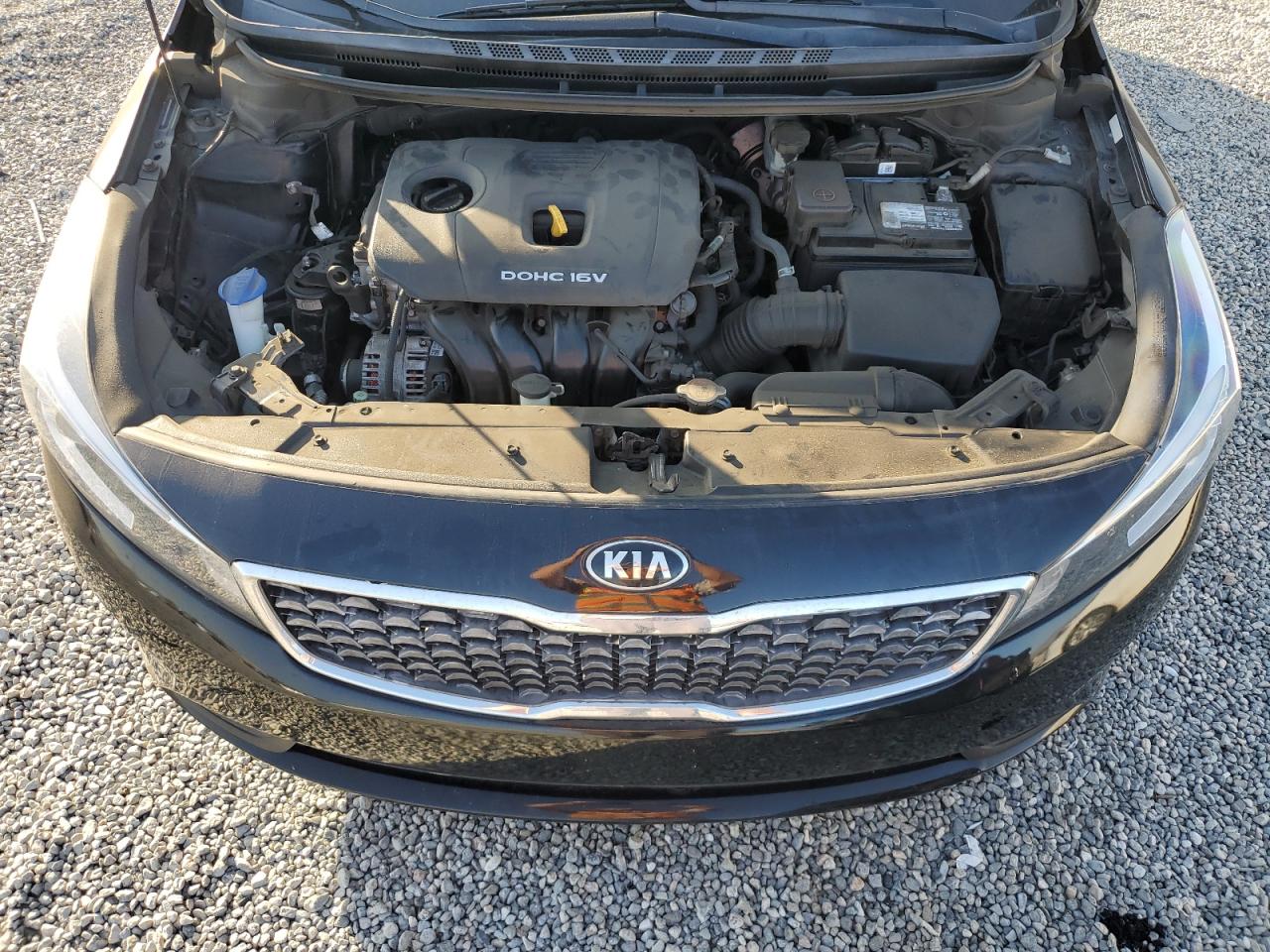 VIN 3KPFL4A77JE170837 2018 KIA FORTE no.11